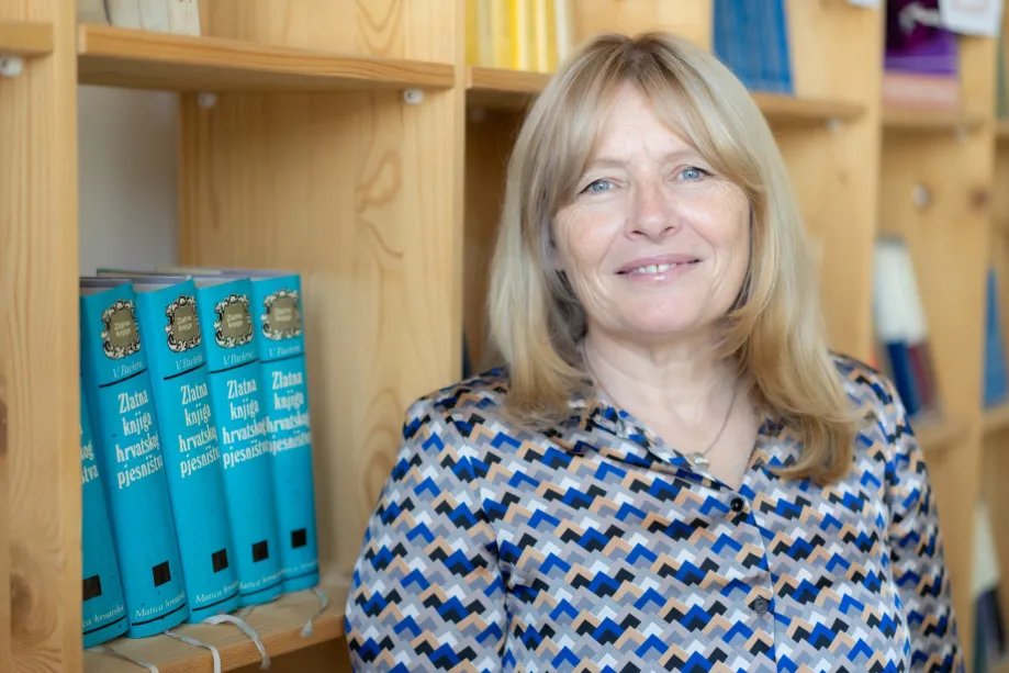 Profesorica engleskog i njemačkog jezika u IX. gimnaziji, Arjana Blažić