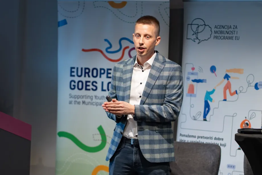 istraživač sa Sveučilišta u Rijeci, stručnjak Vijeća Europe za participativnu demokraciju i jedan od mentora u EGL projektu
